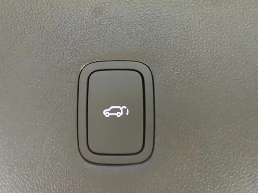 Used AITO M9 2025 extended range Ultra version 52kWh 6-seater version