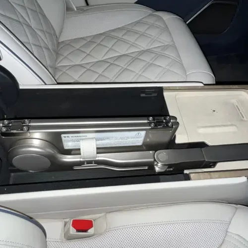 900x675_0_q87_c42_autohomecar__ChxpVWk82SKAPW3WAAil2lZ_4v4468.jpg.webp Used NIO ET9 2025 model 102kWh