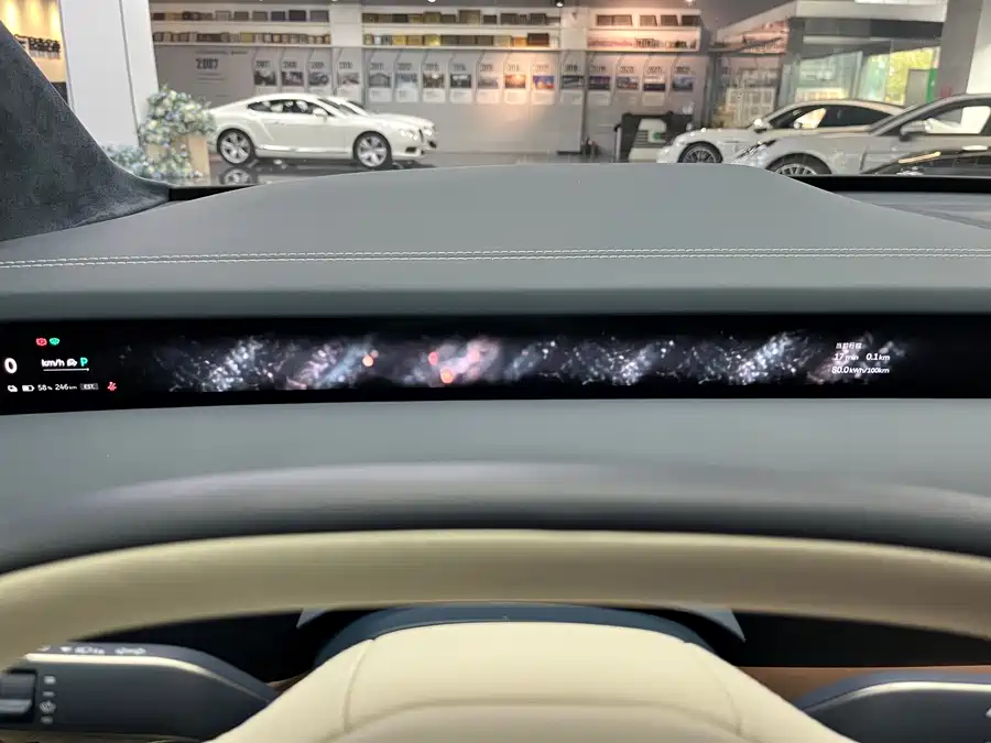 900x675_0_q87_c42_autohomecar__ChxpVWk82SeALJyHAAcVh8v5L7E437.jpg.webp Used NIO ET9 2025 model 102kWh