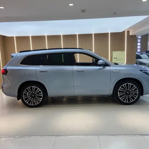 900x675_0_q87_c42_autohomecar__ChxpVWk89fyAGPLmAAawhpBO4aY030.jpg.webp Used HUAWEI AITO M7 2024 1.5T Intelligent Driving Four-wheel Drive Max Edition 5 Seats