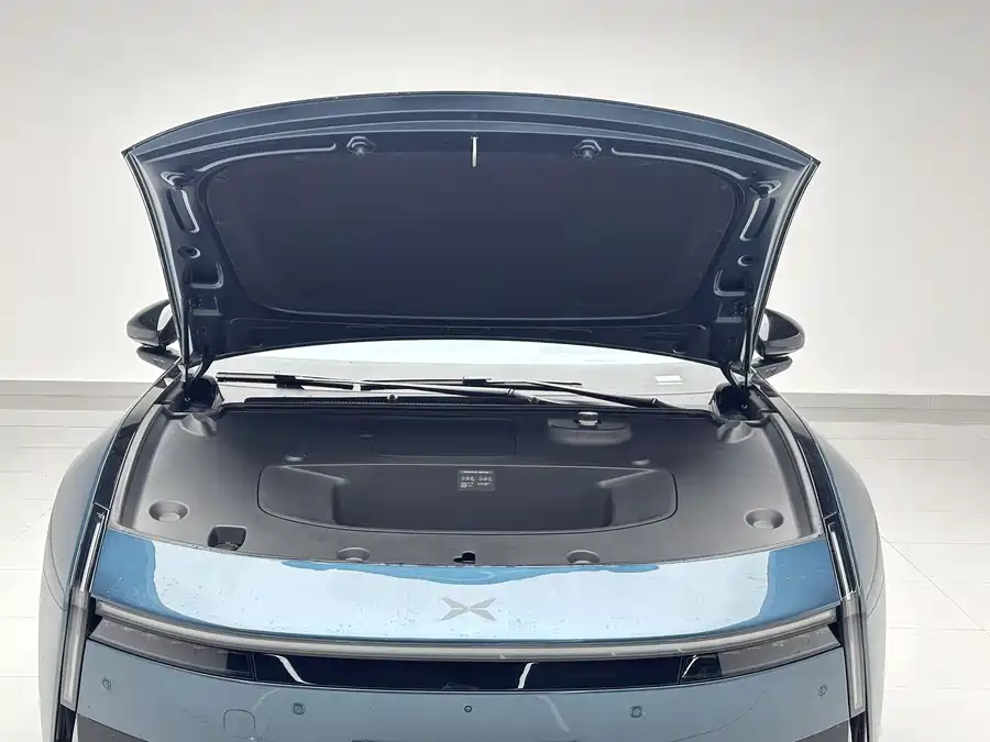 900x675_0_q87_c42_autohomecar__ChxpVWk9B4yALadaAAQFzSL5S0s727.jpg.webp Used Xpeng P7 2025 model 820 ultra long battery life Ultra