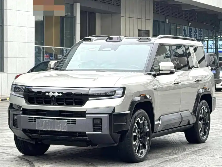 Used BYD Leopard 8 2025 Zhiyong flagship version 7 seats