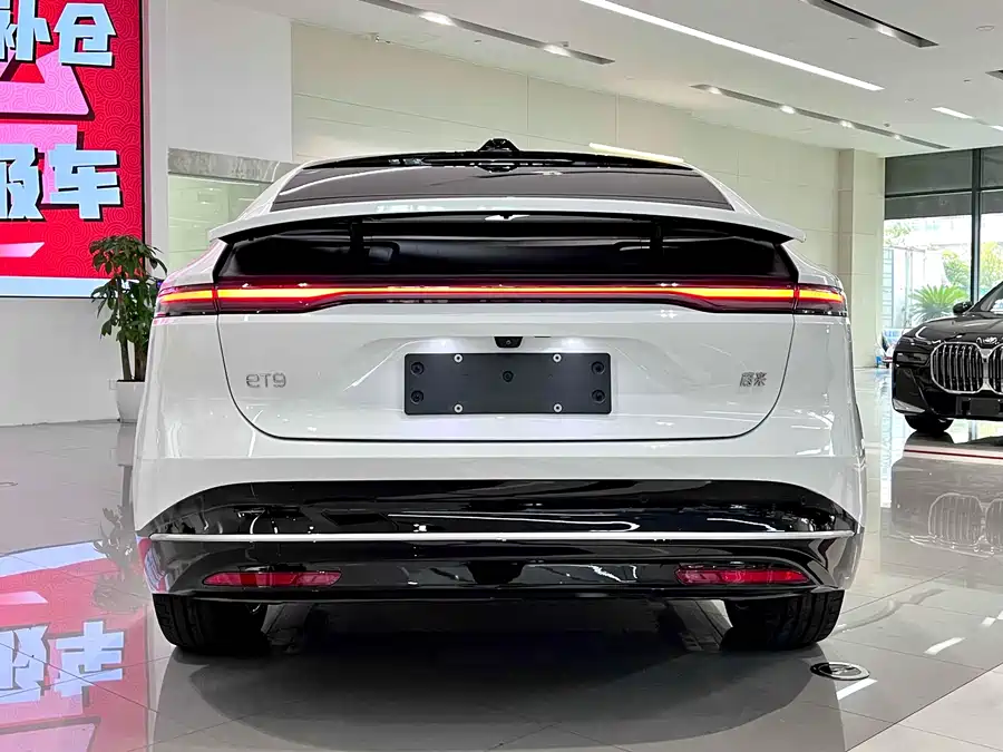 900x675_0_q87_c42_autohomecar__ChxpVWkCwvCAUvbZAAhqsgenCic435.jpg.webp Used NIO ET9 2025 model 102kWh