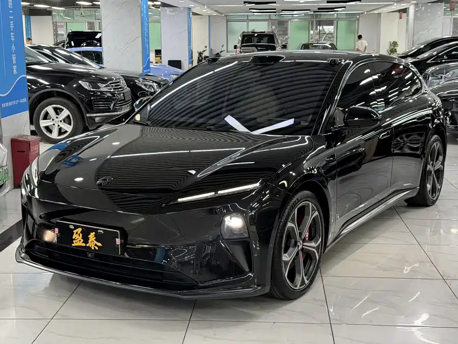 900x675_0_q87_c42_autohomecar__ChxpVWkGKLGAXlADAAYw0nlFYaw738.jpg.webp Used NIO ET5T 2024 model 75kWh Touring