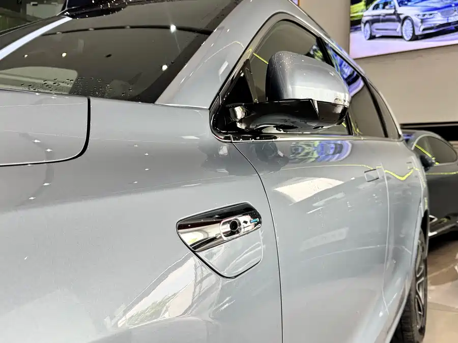 900x675_0_q87_c42_autohomecar__ChxpVWkLPOCAAwxAAAeOpxaDWkI033.jpg.webp Used HUAWEI AITO M7 2024 1.5T Intelligent Driving Four-wheel Drive Ultra Version 5 Seats