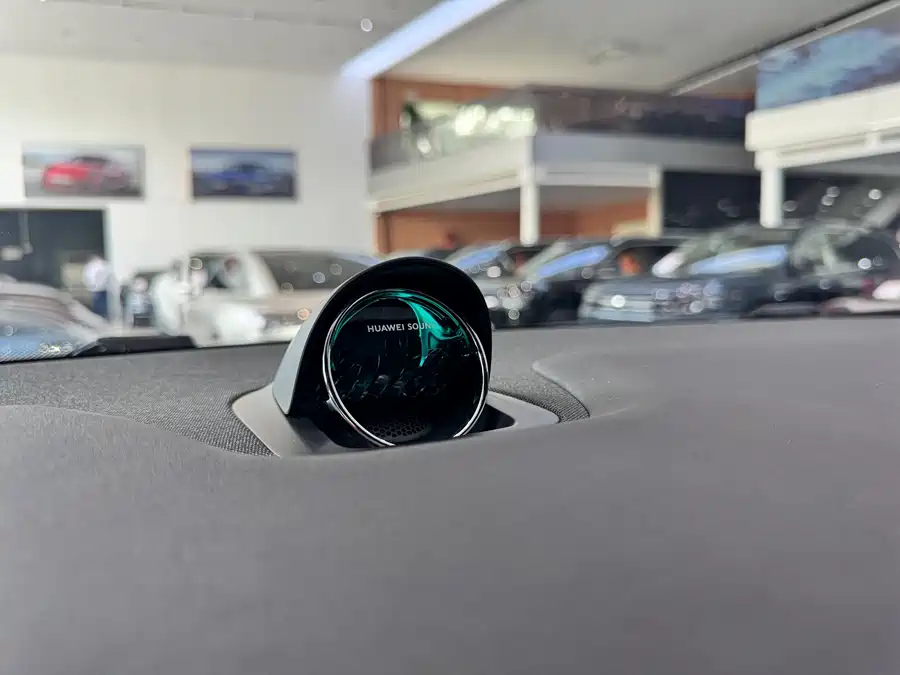 900x675_0_q87_c42_autohomecar__ChxpVWkLPOSARLKaAAWEcvYgSwU645.jpg.webp Used HUAWEI AITO M7 2024 1.5T Intelligent Driving Four-wheel Drive Ultra Version 5 Seats