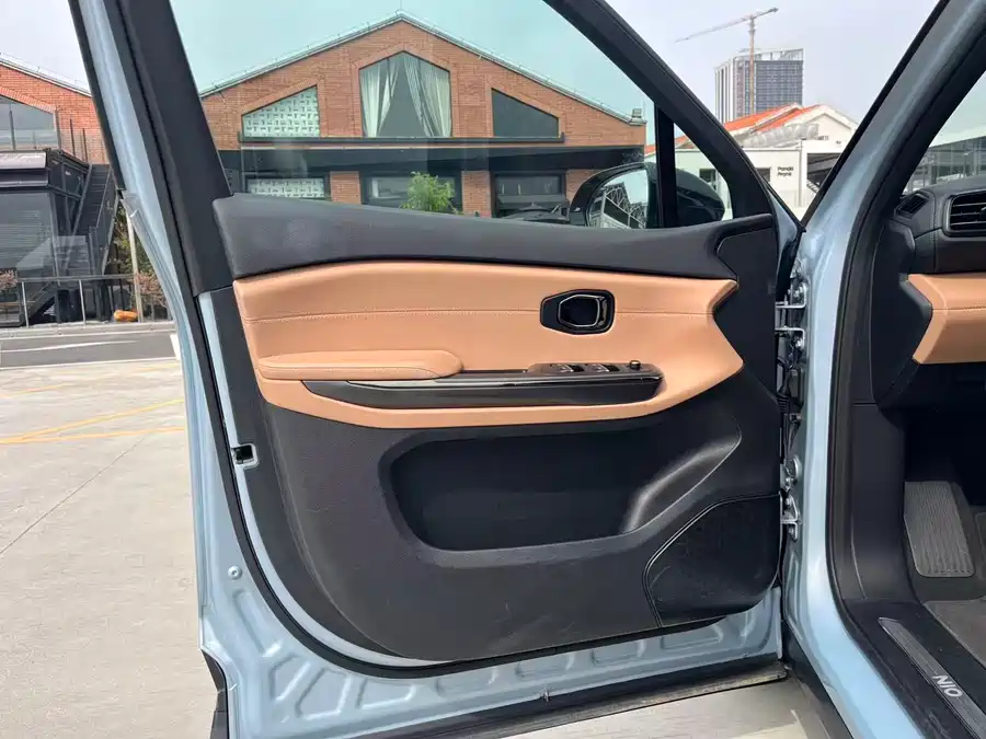 900x675_0_q87_c42_autohomecar__ChxpVWkRWzCAJKHiAAfYh1kynu4819.jpg.webp Used NIO ES6 2020 600KM Sports Edition