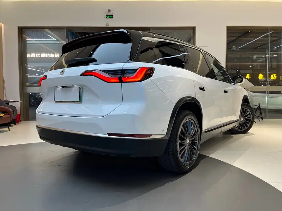 900x675_0_q87_c42_autohomecar__ChxpVWkRlBSAfqFDAAaN7Jco2dc472.jpg.webp Used NIO ES8 2020 415KM six-seater version