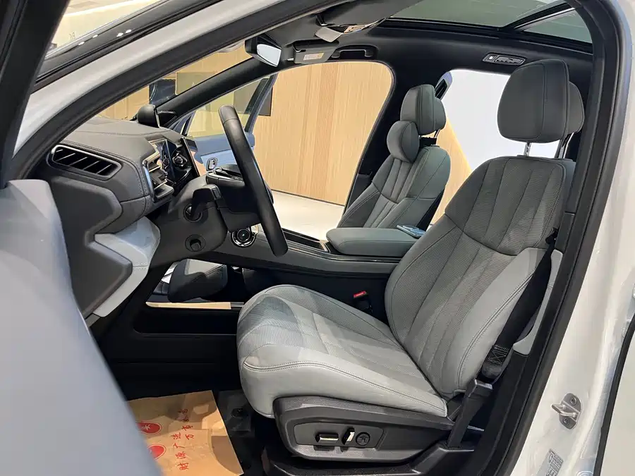 900x675_0_q87_c42_autohomecar__ChxpVWkRlBeAb5FpAAlZnzIbDMw151.jpg.webp Used NIO ES8 2020 415KM six-seater version