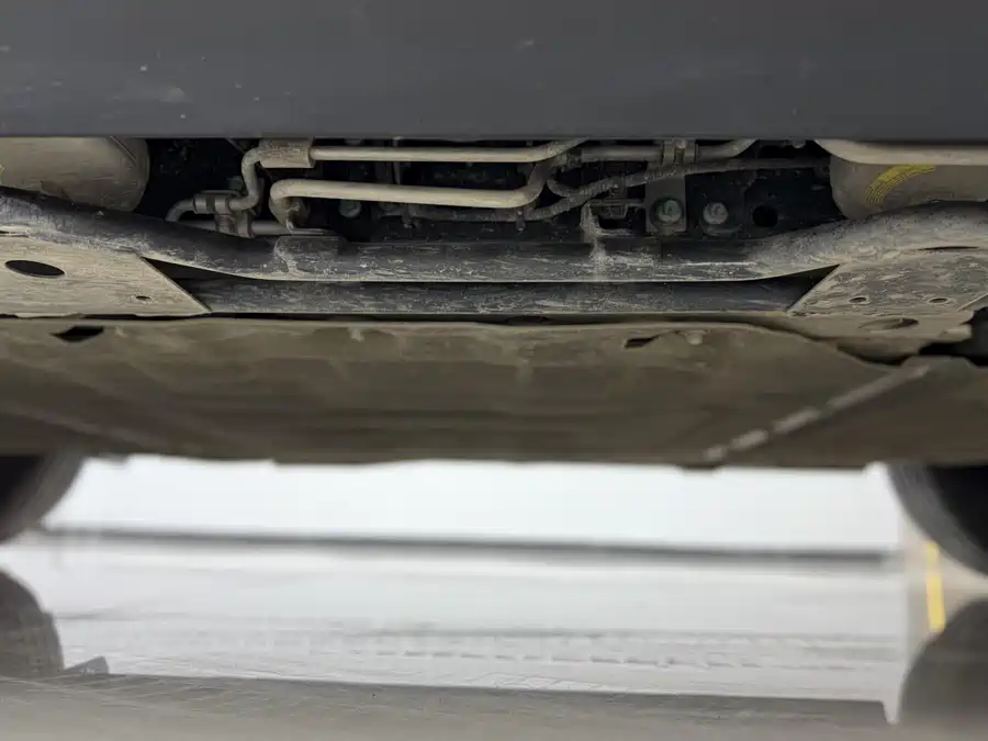 900x675_0_q87_c42_autohomecar__ChxpVWkVuiGAVfJSAAL7H-9X8FY256.jpg.webp Used BYD Leopard 8 2025 Zhiyong flagship version 7 seats