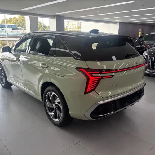 900x675_0_q87_c42_autohomecar__ChxpVWkWfM2AR7AFAAgbkmNMlTk971.jpg.webp Used Hongqi HS3 PHEV 2024 115km Jinwei Edition