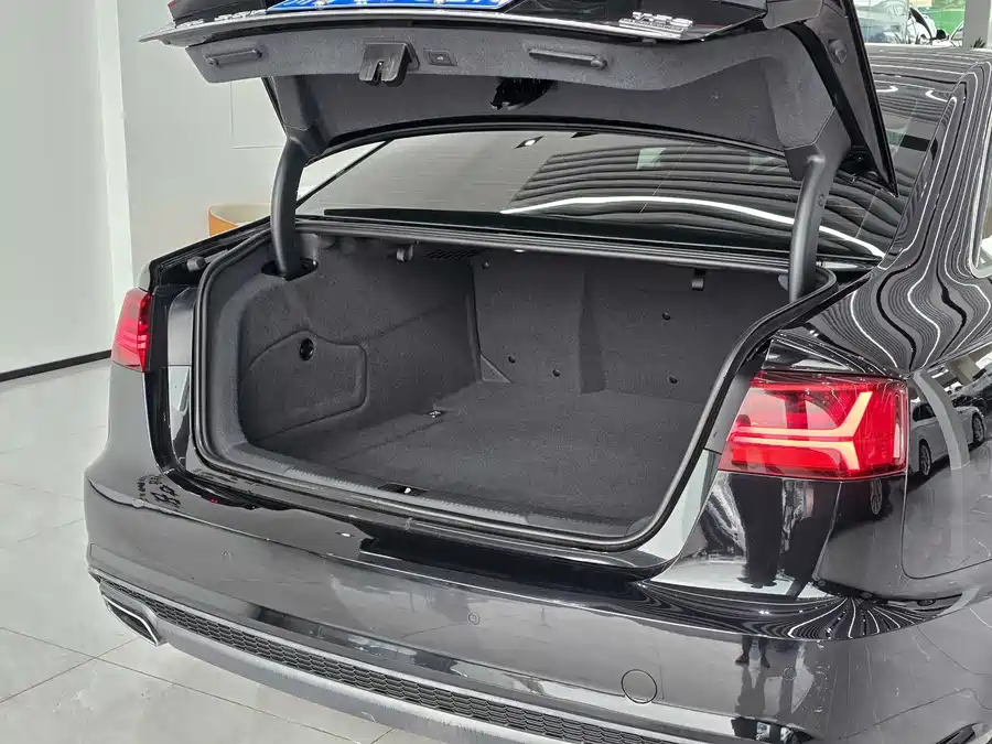 Used Audi A6L 2018 30th anniversary model 45 TFSI quattro sports