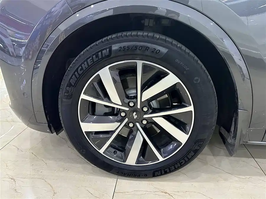 Used Li Auto L8 2023 Pro