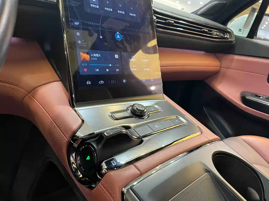 900x675_0_q87_c42_autohomecar__ChxpVWkZOGmAW7k0AAYOwHWuCm4014.jpg.webp Used NIO EC6 2020 430KM Sports Edition