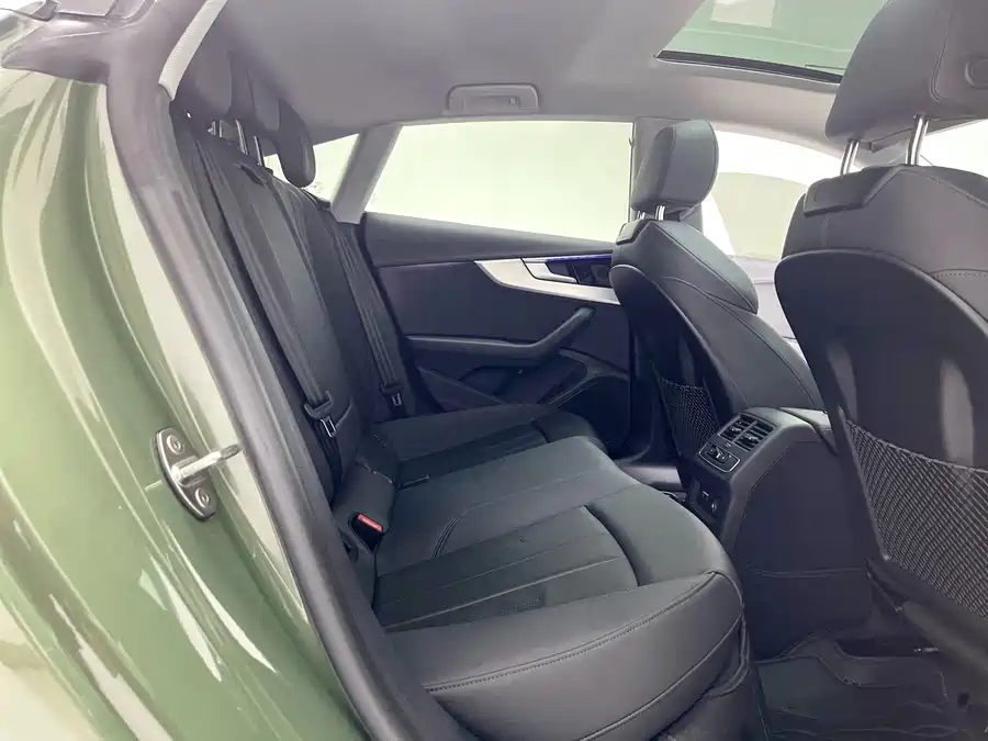 900x675_0_q87_c42_autohomecar__ChxpVWkadY-AS6d8AAdV4ZVTNL0506.jpg.webp Used Audi A5 (Imported) 2024 Sportback 40 TFSI Fashionable and Dynamic