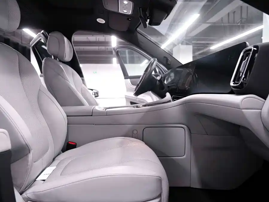 Used AITO M9 2024 extended range Ultra version 42kWh 6-seater version