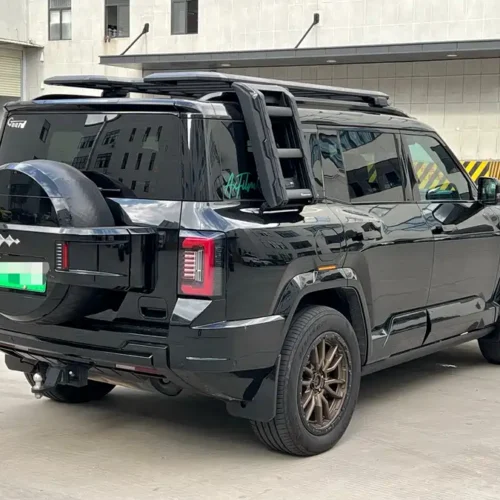 900x675_0_q87_c42_autohomecar__ChxpVWkazH-AfV3eAAnMVMCED1o626.jpg.webp Used BYD Leopard 8 2025 Zhiyong flagship version 7 seats