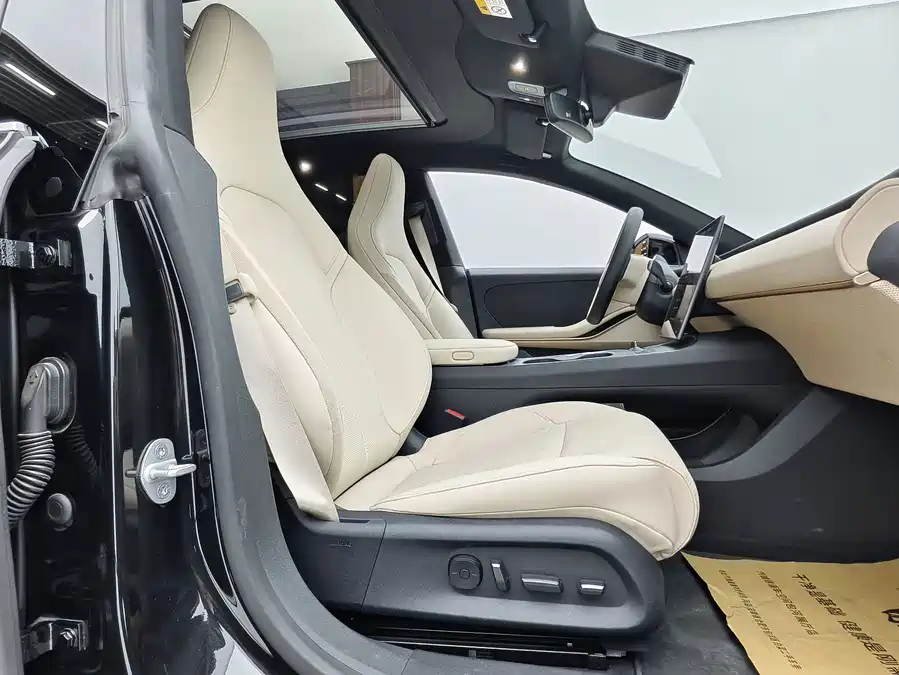 900x675_0_q87_c42_autohomecar__ChxpVWkbBEqAZLVNAAvlZ4j3PTY000.jpg.webp Used NIO ET5T 2024 model 75kWh Touring