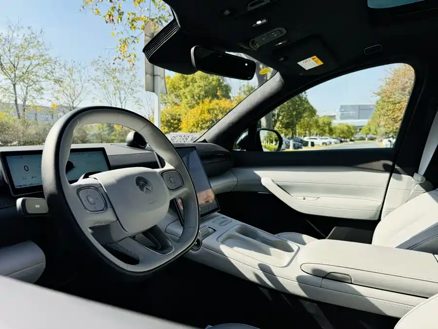 Used NIO ES6 2024 model 75kWh