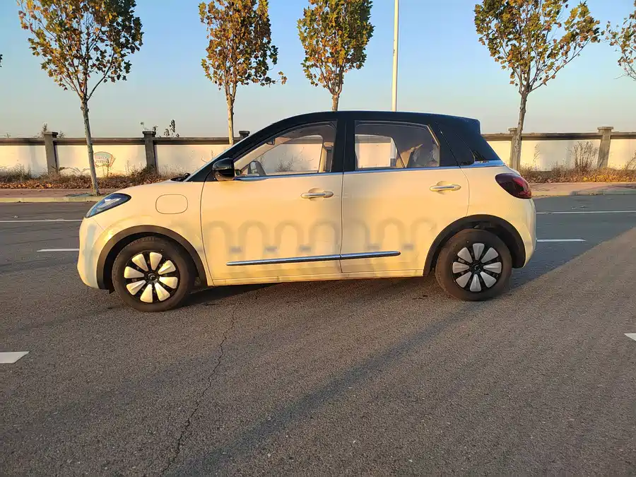 Used Wuling Bingo 2025 model 333km Yuexiang model