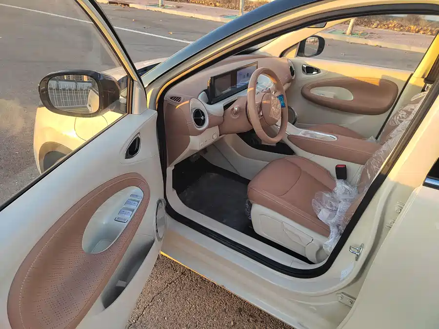 Used Wuling Bingo 2025 model 333km Yuexiang model