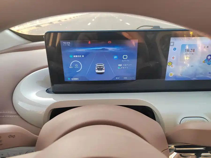 Used Wuling Bingo 2025 model 333km Yuexiang model