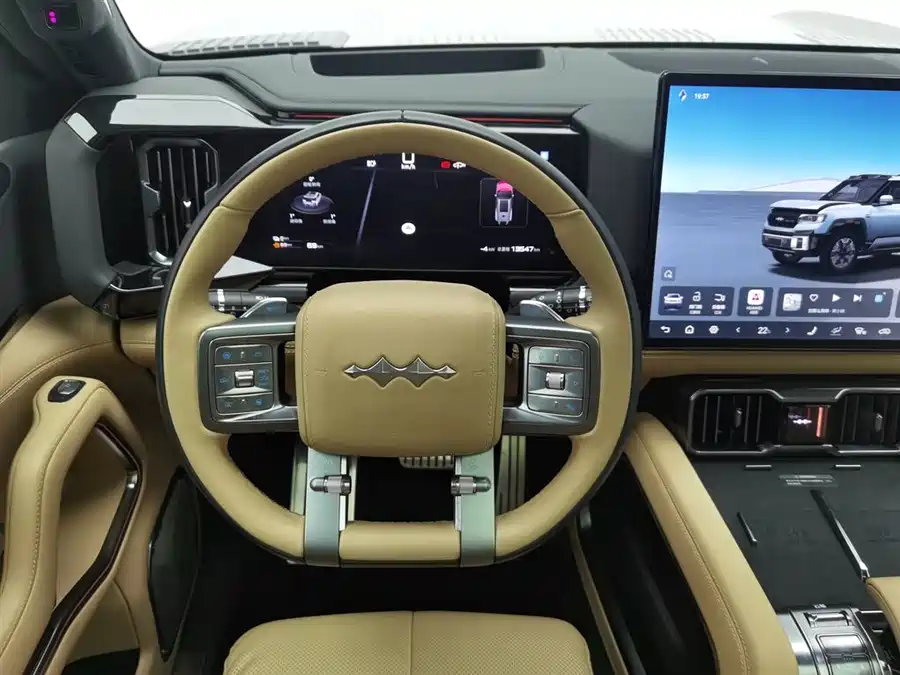 Used BYD Leopard 8 2025 Zhiyong flagship version 7 seats