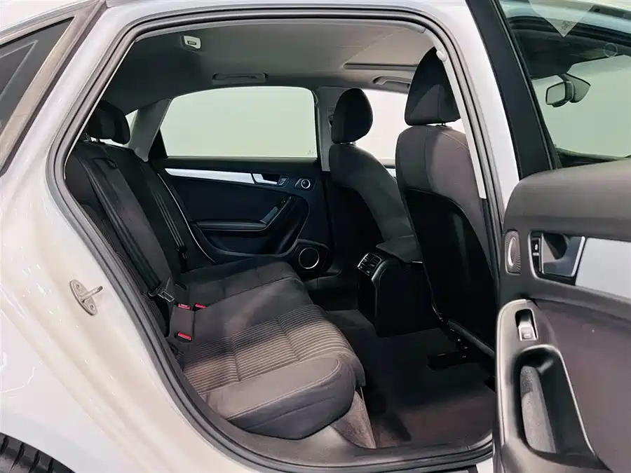 Used Audi A4L 2016 45 TFSI Collector's Edition quattro personalized sports model