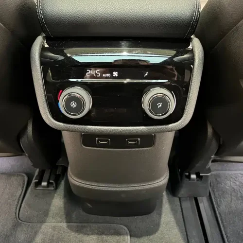 900x675_0_q87_c42_autohomecar__ChxpVWkhODaASZF_AAp6_b0FgKs589.jpg.webp Used NIO ES8 2020 450KM seven-seater version