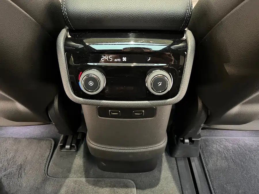 900x675_0_q87_c42_autohomecar__ChxpVWkhODaASZF_AAp6_b0FgKs589.jpg.webp Used NIO ES8 2020 450KM seven-seater version