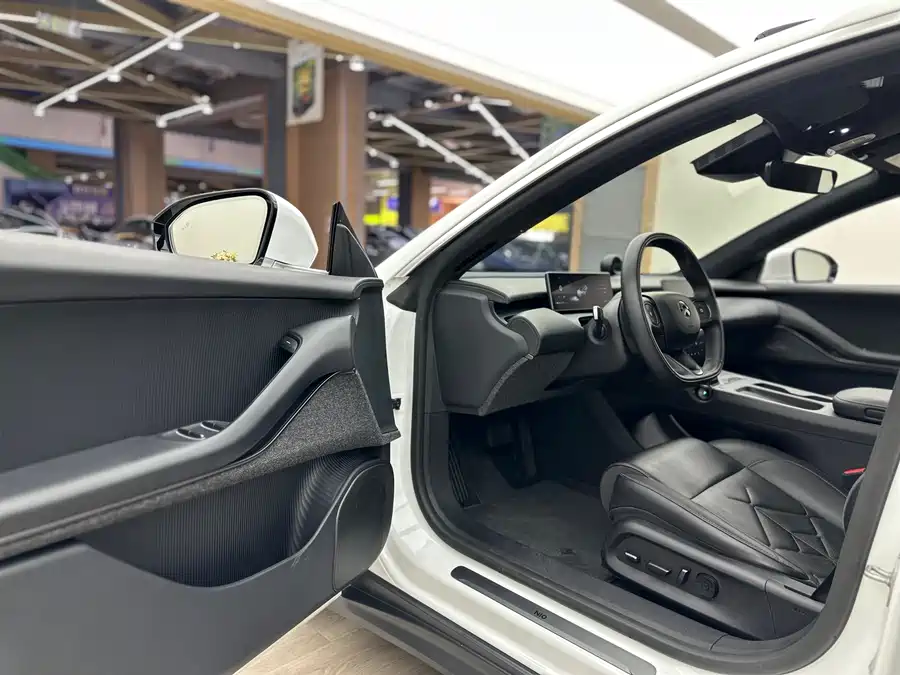 Used NIO ET5T 2023 model 100kWh Touring