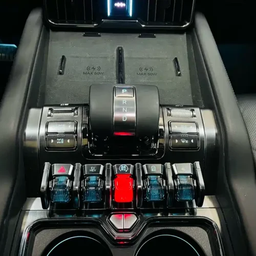 900x675_0_q87_c42_autohomecar__ChxpVWki3C-AKerRAAkwNt53UPc871.jpg.webp Used BYD Leopard 8 2025 Zhiyong flagship version 6 seats