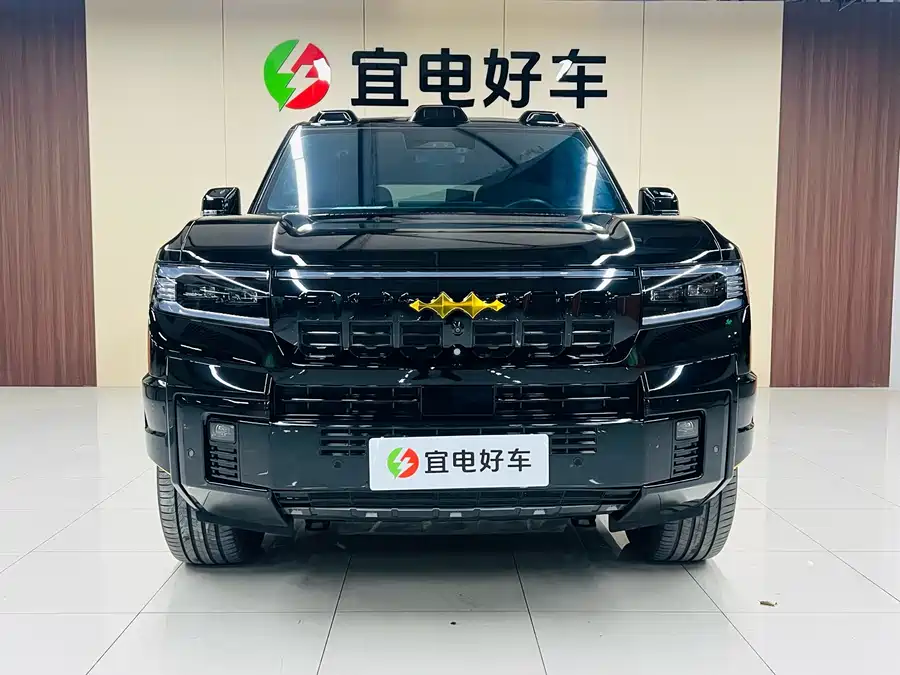 900x675_0_q87_c42_autohomecar__ChxpVWki3CaAUOx4AAil3tnC5Ao638.jpg.webp Used BYD Leopard 8 2025 Zhiyong flagship version 6 seats