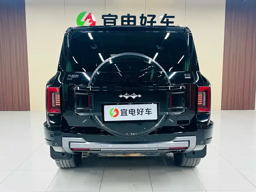 900x675_0_q87_c42_autohomecar__ChxpVWkiq0iAYe-6AAfJVzBzP8U901.jpg.webp Used BYD Leopard 8 2025 Zhiyong flagship version 6 seats