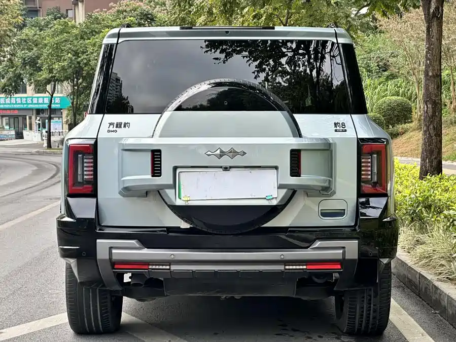 Used BYD Leopard 8 2025 Zhiyong flagship version 6 seats