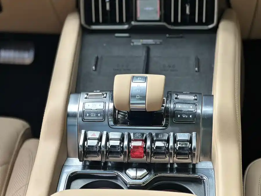 Used BYD Leopard 8 2025 Zhiyong flagship version 6 seats