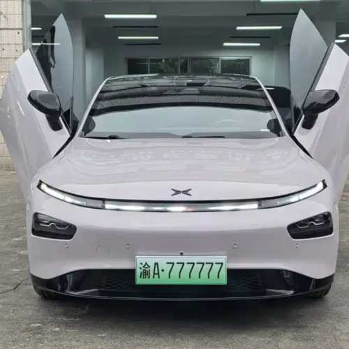 900x675_0_q87_c42_autohomecar__ChxpVWklDPiAACrUAAXavFMwS4M145.jpg.webp Used Xpeng P7 2021 670E Pengyi Edition