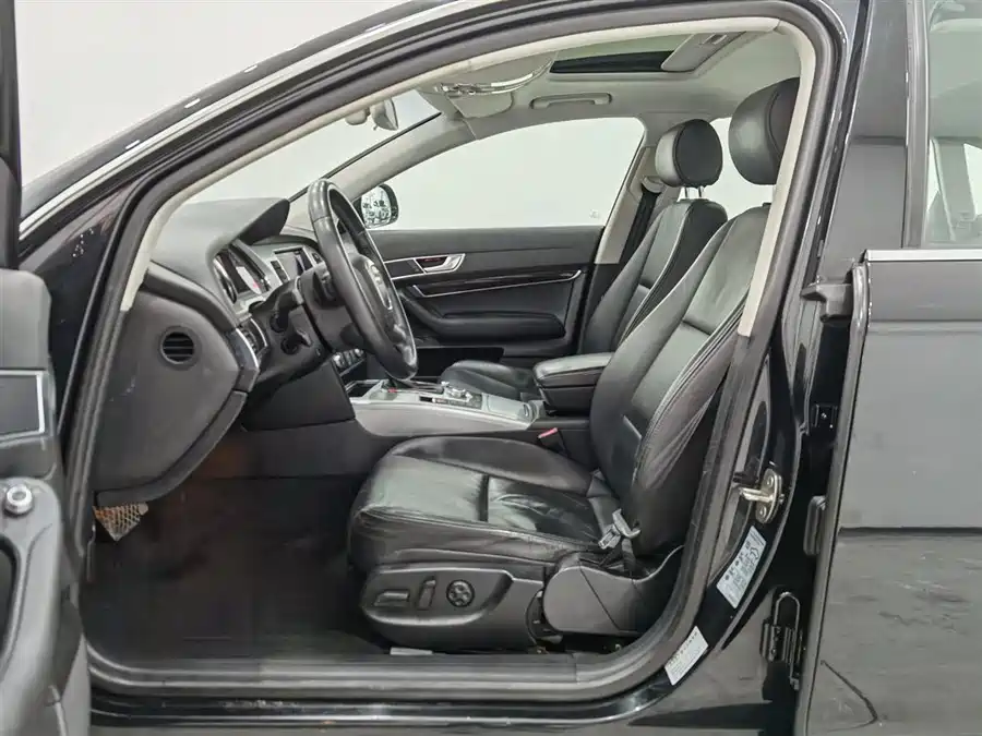 900x675_0_q87_c42_autohomecar__ChxpVWkoFXiADfFqAAHa2Oh6Q1M166.jpg.webp Used Audi A6L 2011 2.0 TFSI automatic standard