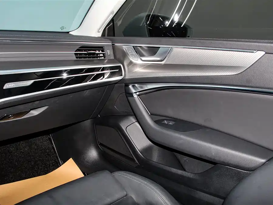 900x675_0_q87_c42_autohomecar__ChxpVWkpWzmALGoQAAHEL4QXxHc119.jpg.webp Used Audi A7 2023 45 TFSI Premium Selection