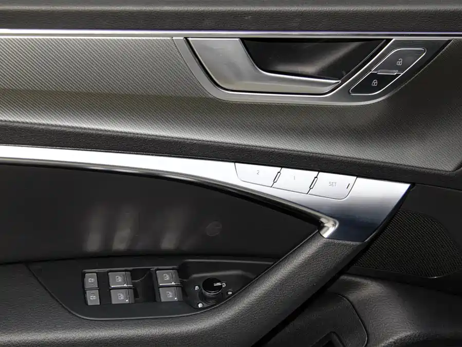 900x675_0_q87_c42_autohomecar__ChxpVWkpXCOAA7HNAAHu4N3SuEI101.jpg.webp Used Audi A7 2023 45 TFSI Premium Selection