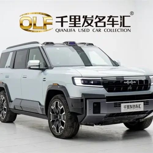 900x675_0_q87_c42_autohomecar__ChxpVWkqtQ2AccZ1AAFR_g-duDU393.jpg.webp Used BYD Leopard 8 2025 Zhiyong flagship version 7 seats