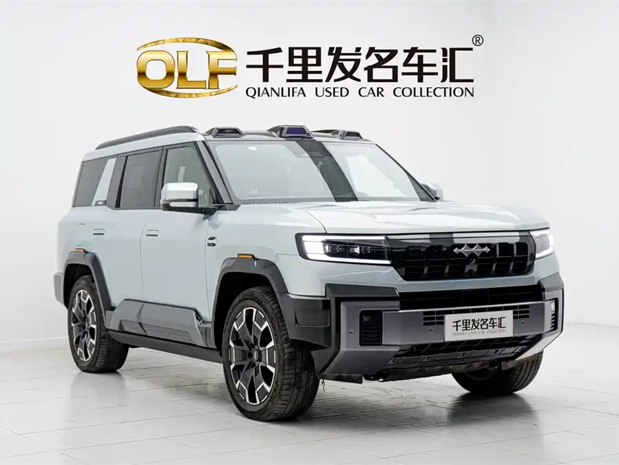 900x675_0_q87_c42_autohomecar__ChxpVWkqtQ2AccZ1AAFR_g-duDU393.jpg.webp Used BYD Leopard 8 2025 Zhiyong flagship version 7 seats