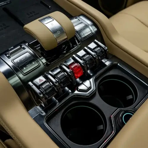 900x675_0_q87_c42_autohomecar__ChxpVWkqtS6AIvQGAAGzRJJ7IR8281.jpg.webp Used BYD Leopard 8 2025 Zhiyong flagship version 7 seats