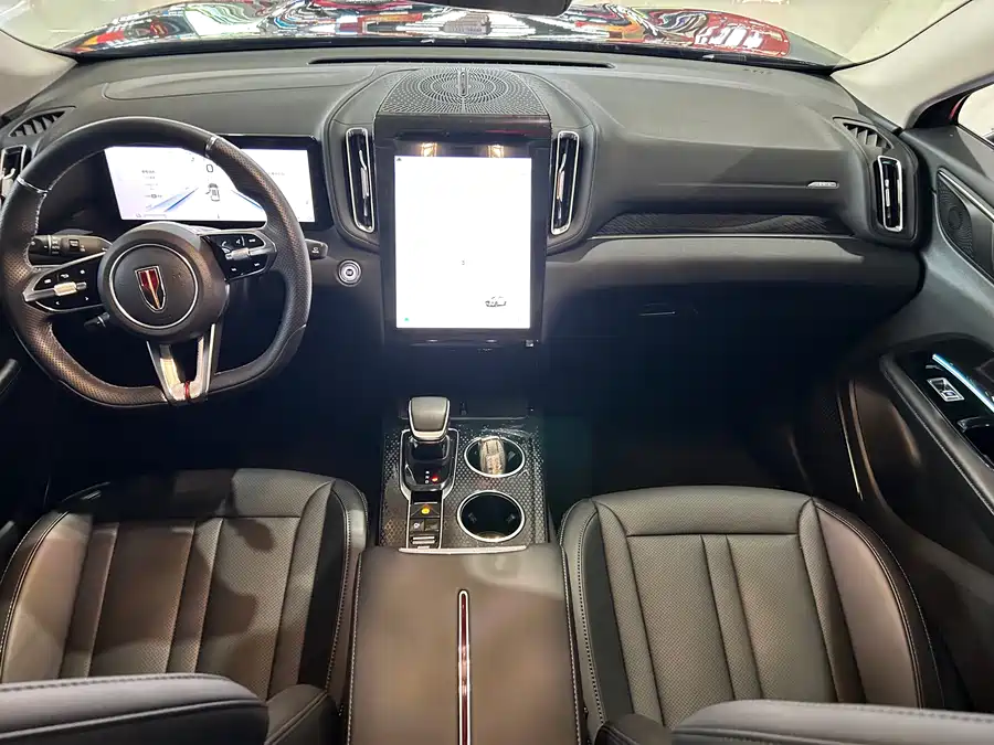 900x675_0_q87_c42_autohomecar__ChxpVWkruiuAPzftAAoAk5AvvbQ782.jpg.webp Used Hongqi HS3 PHEV 2024 115km Jinwei Edition