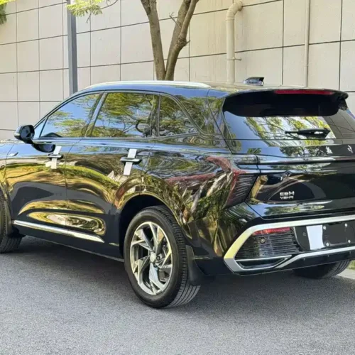 900x675_0_q87_c42_autohomecar__ChxpVWks49eAT3z7AAWJrfjseWg267.jpg.webp Used Hongqi HS3 PHEV 2024 115km Jinwei Edition