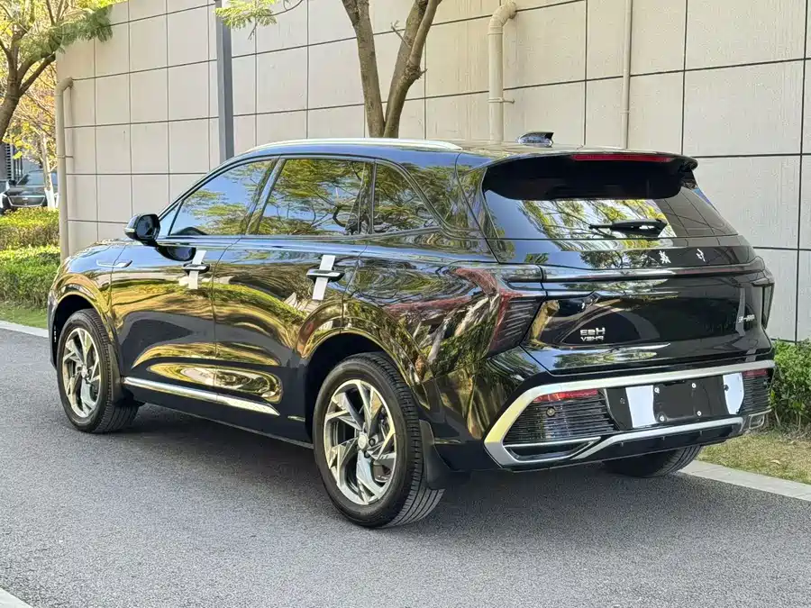 900x675_0_q87_c42_autohomecar__ChxpVWks49eAT3z7AAWJrfjseWg267.jpg.webp Used Hongqi HS3 PHEV 2024 115km Jinwei Edition