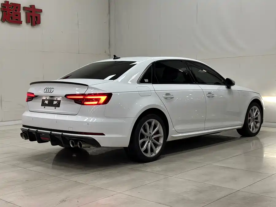 Used Audi A4L 2019 45 TFSI quattro personalized sports version National V