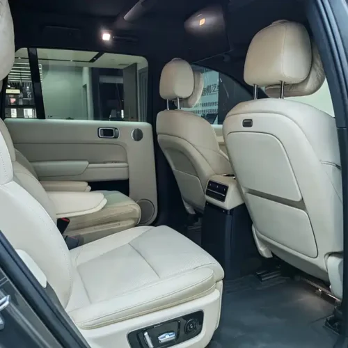 900x675_0_q87_c42_autohomecar__ChxpVWktBuGAD1gKAAZNHGF49Mw036.jpg.webp Used Li Auto L9 2023 Pro