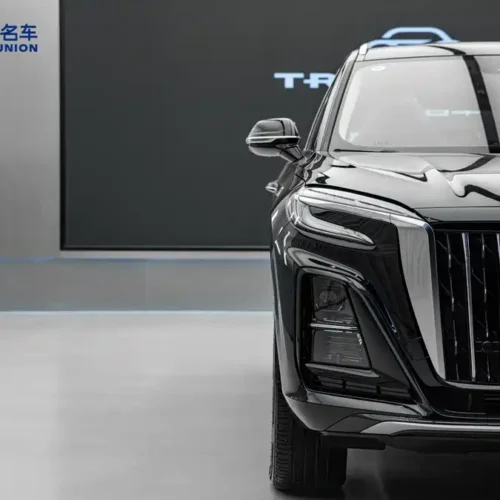 900x675_0_q87_c42_autohomecar__ChxpVWkugNWAWpG8AAML4O5ge1w647.jpg.webp Used Hongqi HS3 PHEV 2024 115km Jinwei Edition