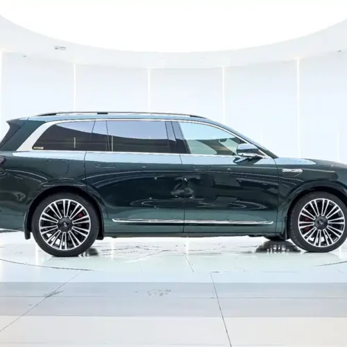 900x675_0_q87_c42_autohomecar__ChxpVWkun2CAAoD_AAEnNko4174776.jpg.webp Used AITO M9 2024 extended range Ultra version 42kWh 6-seater version